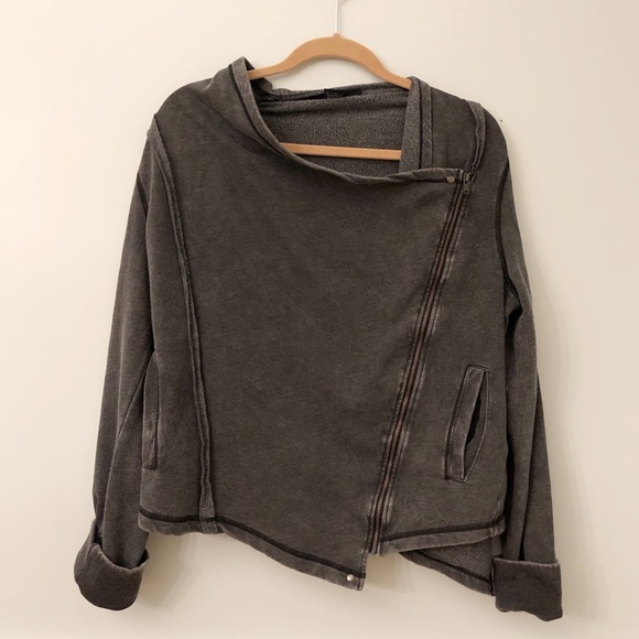 Calvin Klein Jeans Sweaters - 🌹Calvin Klein Jeans | Asymmetrical Zip Up Sweater